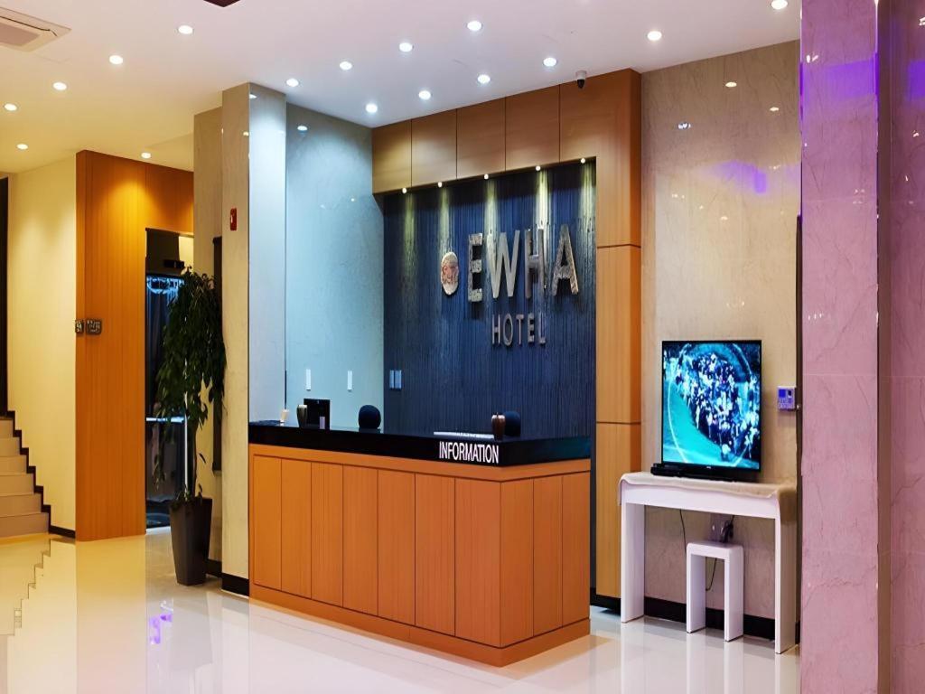 Ewha Hotel Jeju Exteriör bild